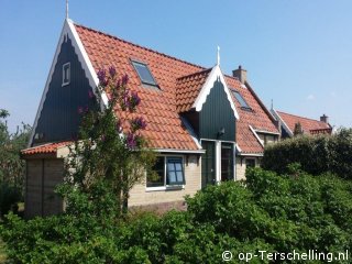 Buitenaanzicht Hoogtij (Oosterend) Buitenaanzicht Hoogtij (Oosterend)